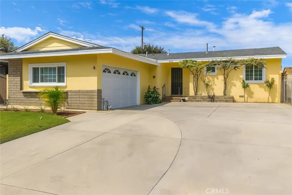 2123 W Orange Avenue, Anaheim, CA 92804 - #1