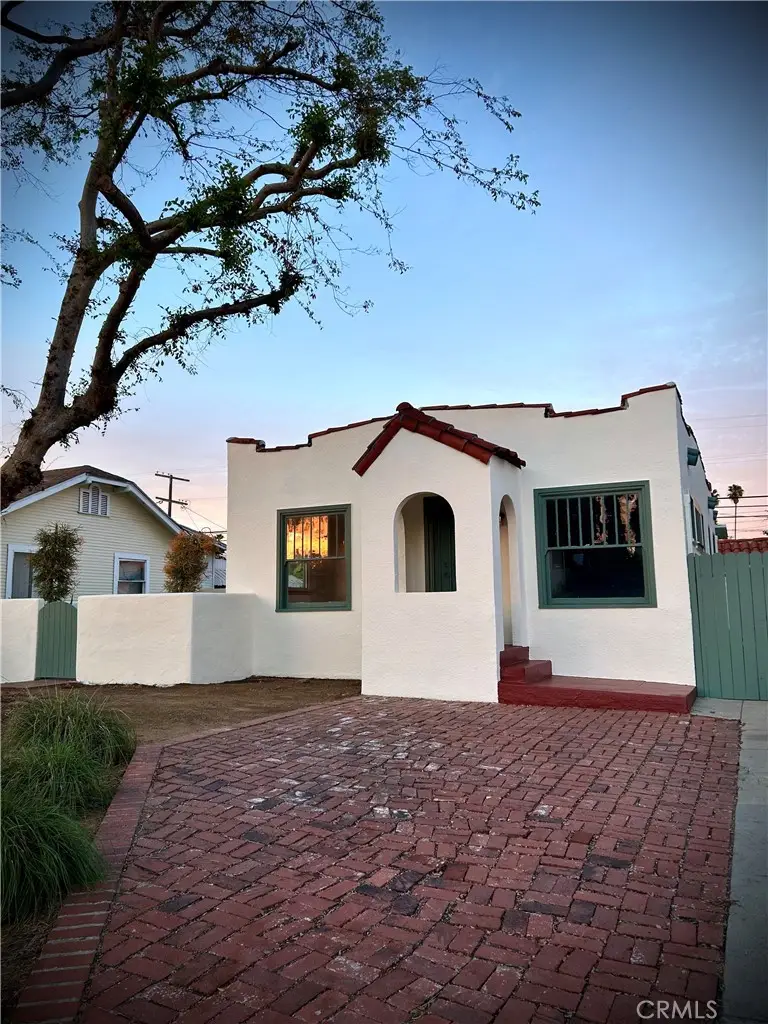 3327 Hollydale Dr., Los Angeles, CA 90039 - #1