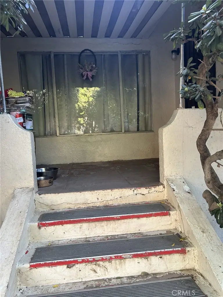 2002 W Avenue 33, Los Angeles, CA 90065 - #3