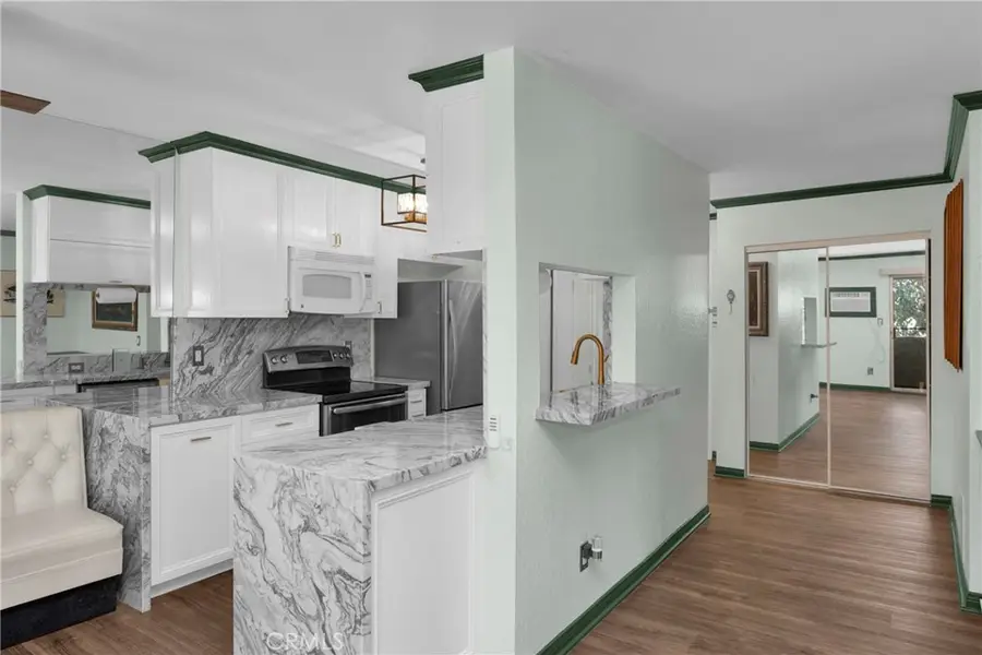 1351 N Orange #205, Los Angeles, CA 90028 - #3