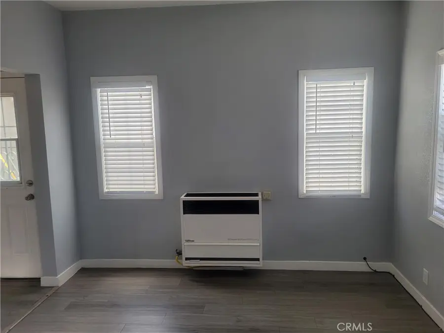 1050 E Hellman Street, Long Beach, CA 90813 - #3