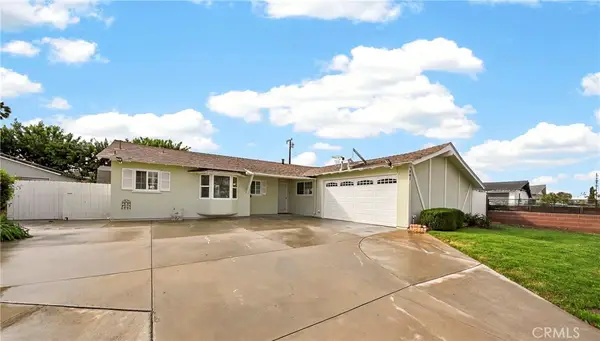 7961 La Corona Way, Buena Park, CA 90620