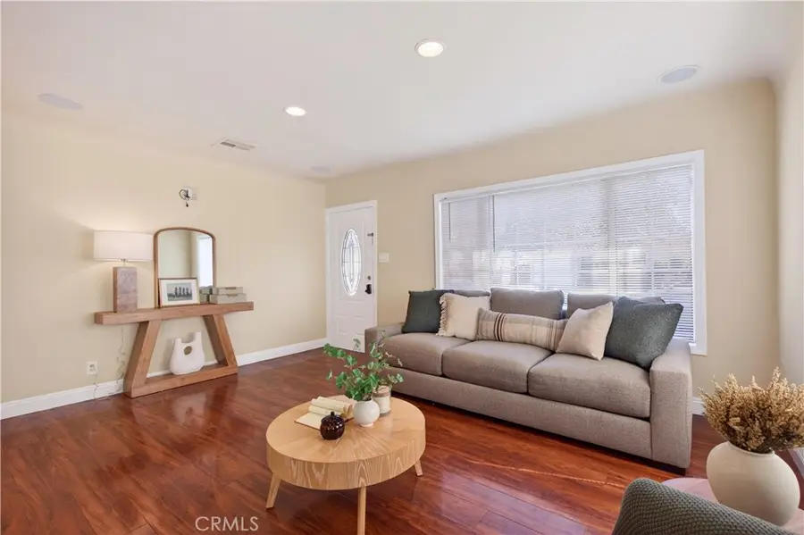 6127 Adenmoor Avenue, Lakewood, CA 90713 - #3