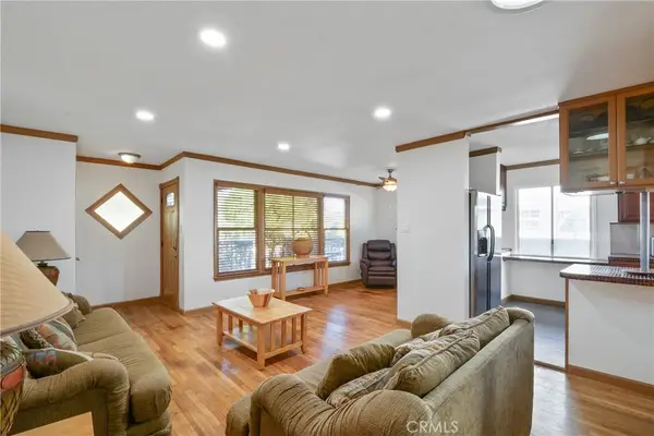 4102 Artesia, Torrance, CA 90504