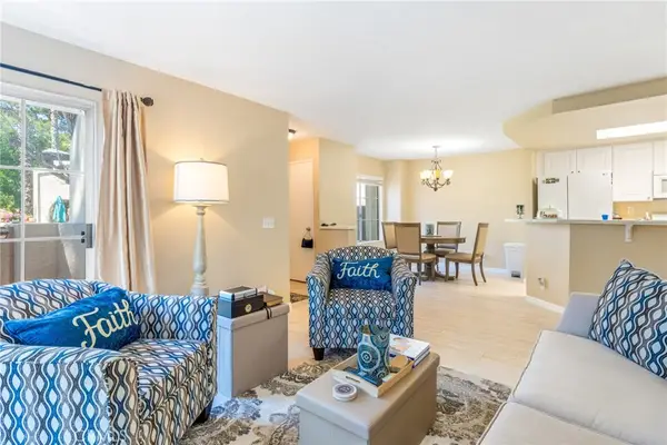 24352 Berrendo #4, Laguna Hills, CA 92656