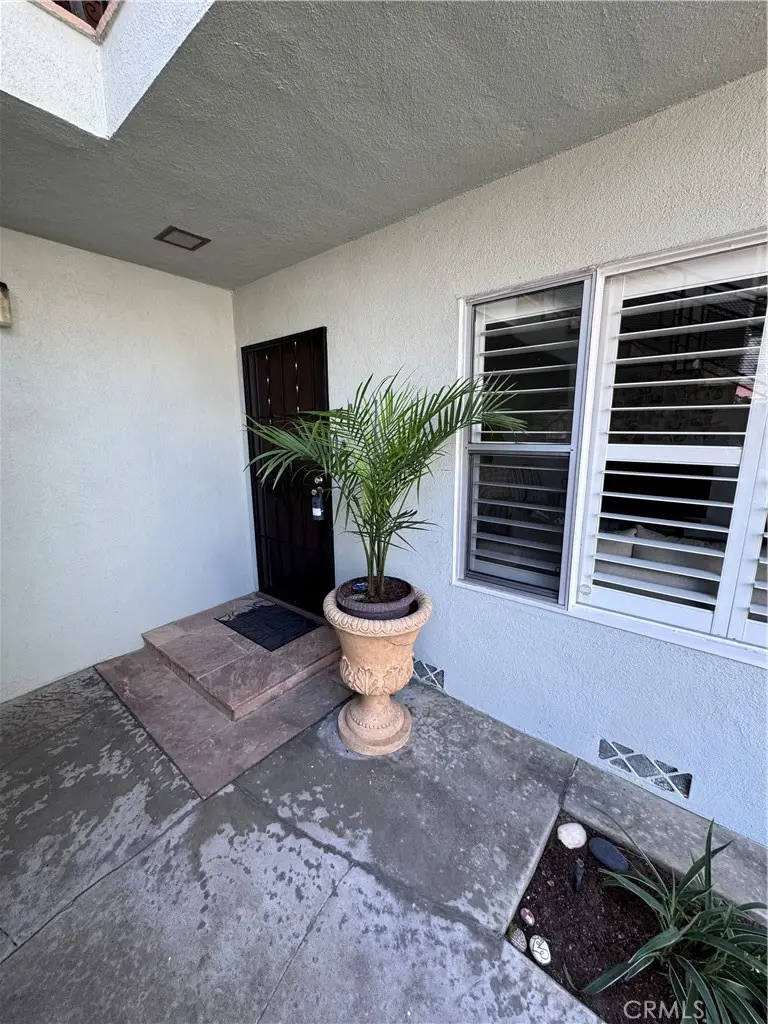 1404 E 1st Street #5, Long Beach, CA 90802 - #2