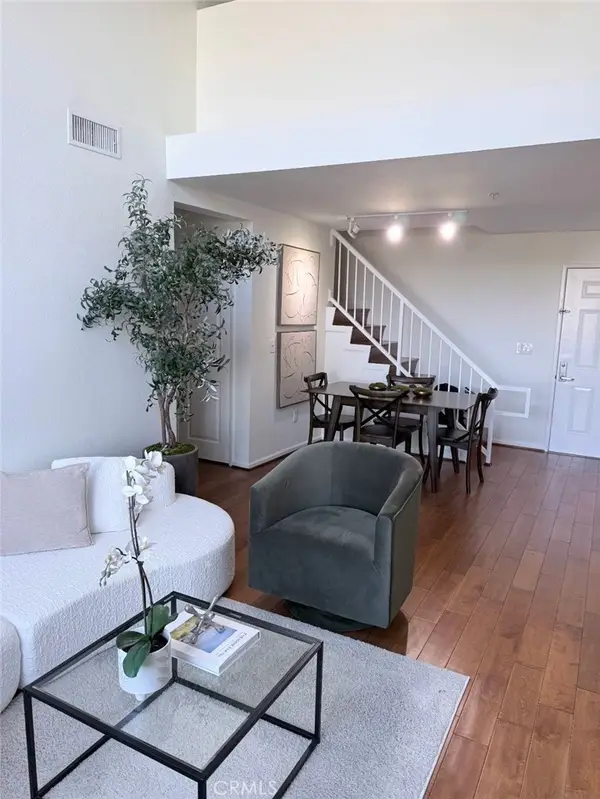 1801 E Katella #4135, Anaheim, CA 92805