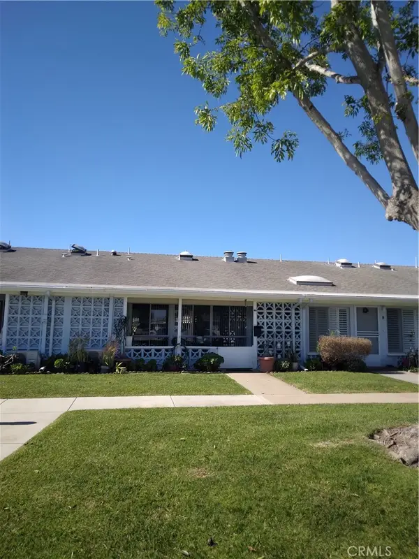 13860 El Dorado 33i M-3, Seal Beach, CA 90740