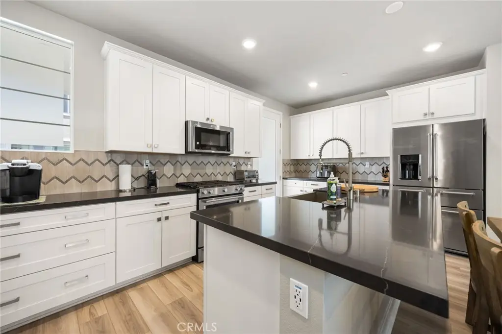 1460 W Sunrise Lane, San Pedro, CA 90732 - #1