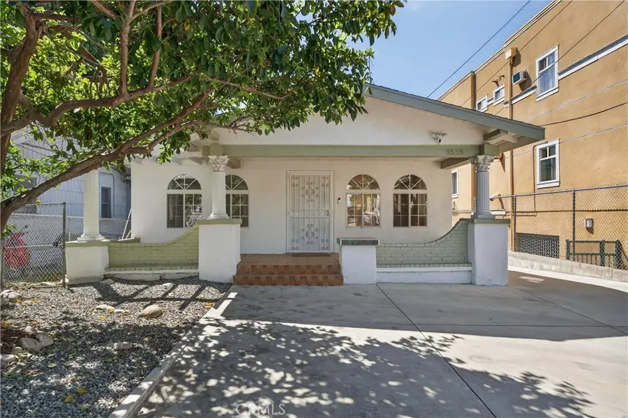 3538 London, Los Angeles, CA 90026 - #2