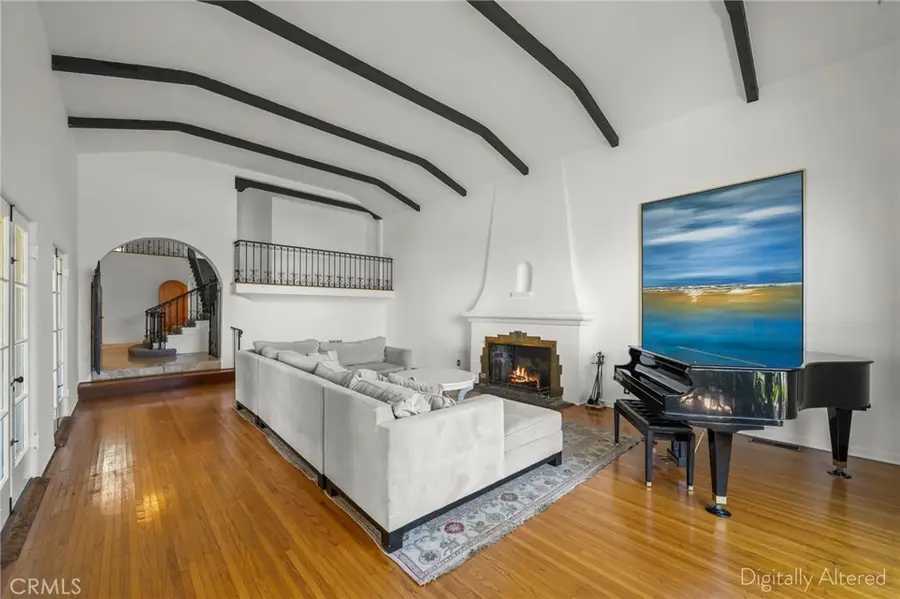 112 N. Highland Ave, Los Angeles, CA 90036 - #2