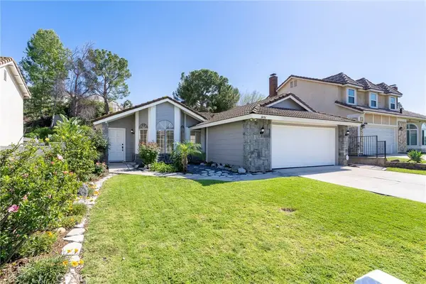 8496 East Meadowridge Street, Anaheim Hills, CA 92808