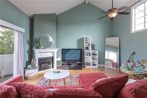 1100 Euclid Avenue #304, Long Beach, CA 90804