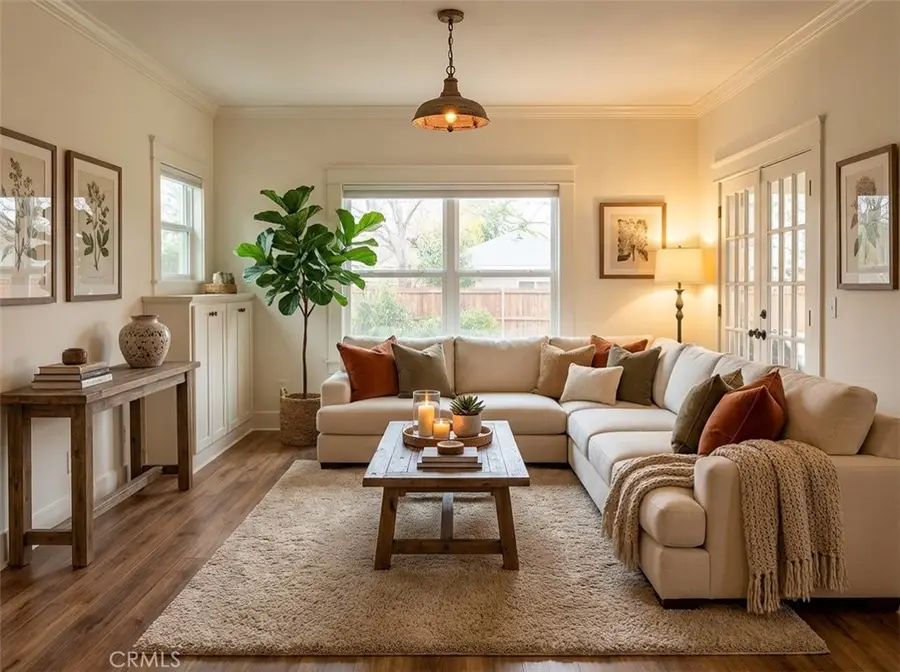 4239 S Raymond Avenue, Los Angeles, CA 90037 - #2