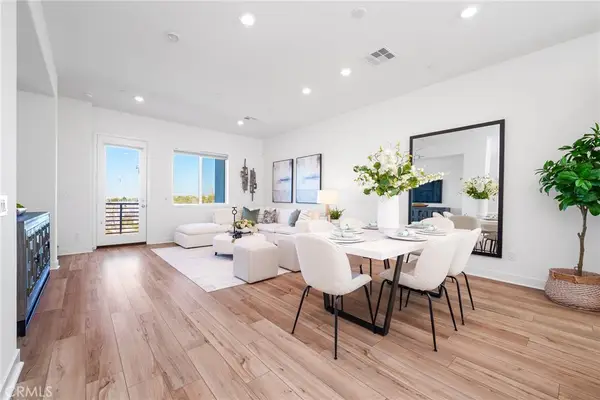 390 Merit, Irvine, CA 92618