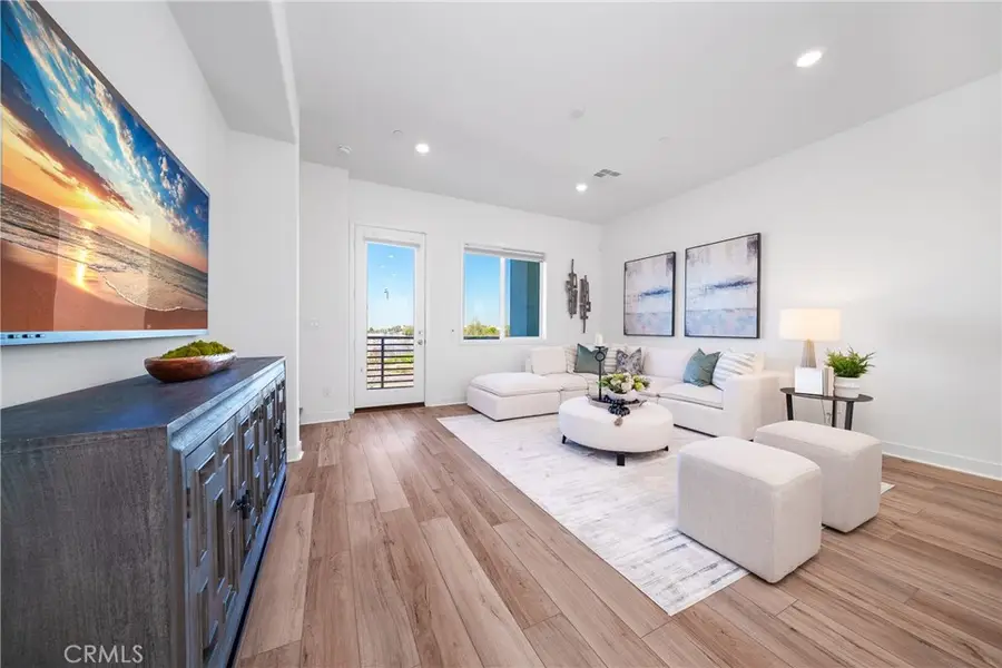 390 Merit, Irvine, CA 92618 - #2