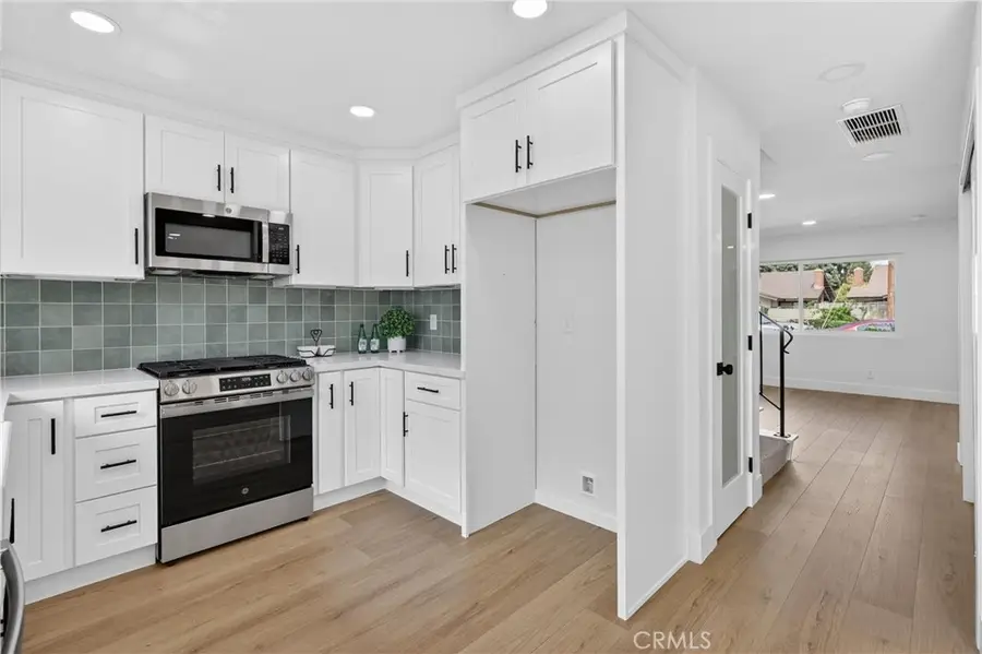 1910 W Palmyra #112, Orange, CA 92868 - #3