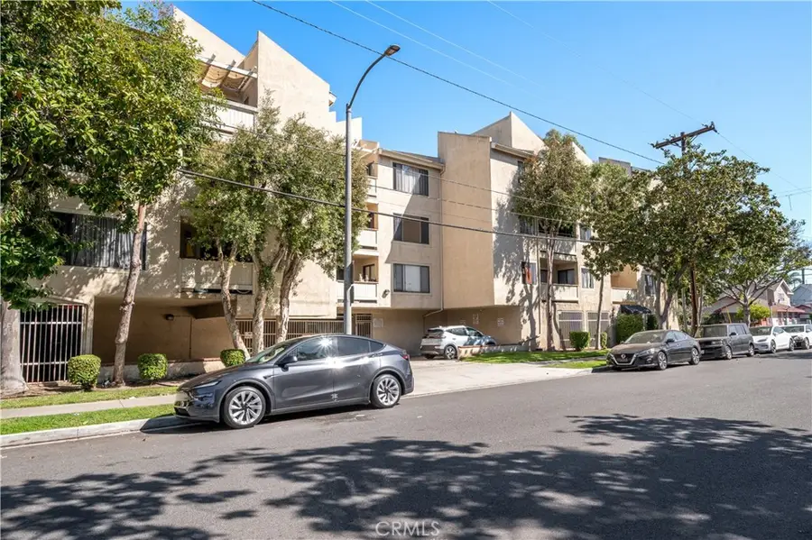 2343 E 17th #202, Long Beach, CA 90804 - #3