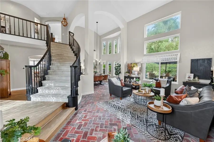 21352 Silvertree Lane, Rancho Santa Margarita, CA 92679 - #3