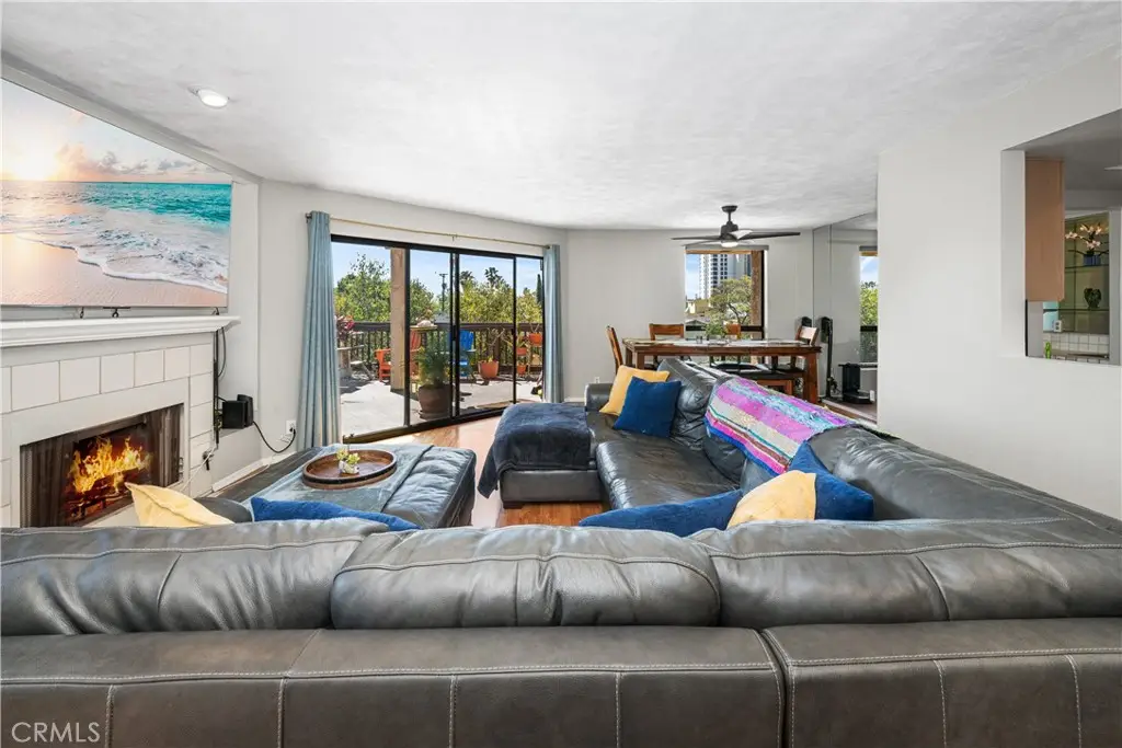 1425 E 2nd Street #301, Long Beach, CA 90802 - #1