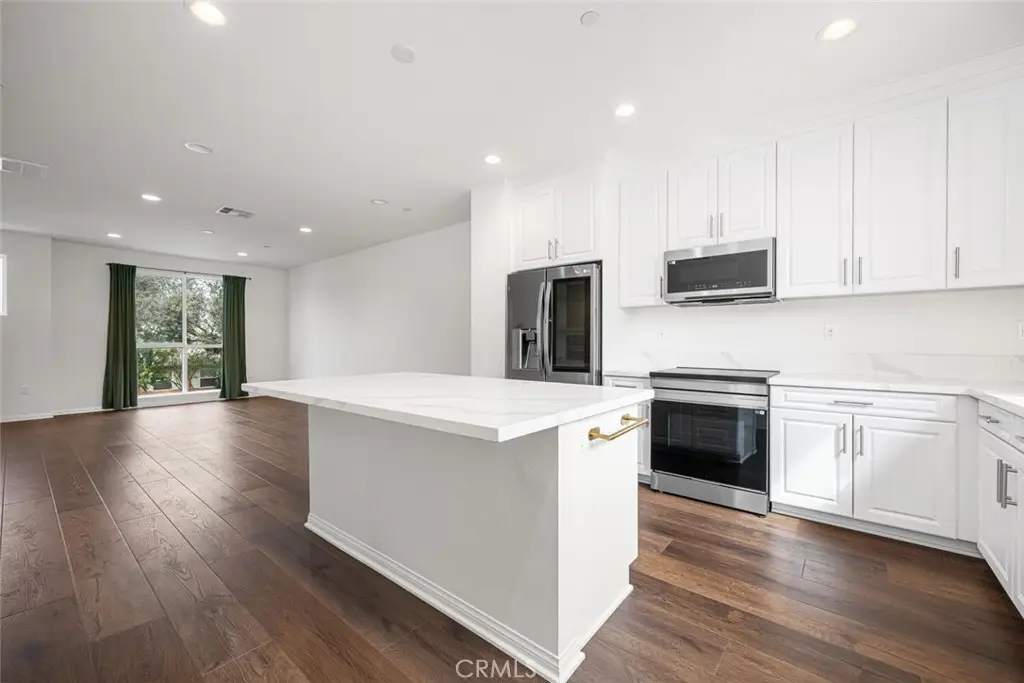 5860 Linden #8, Long Beach, CA 90805 - #1