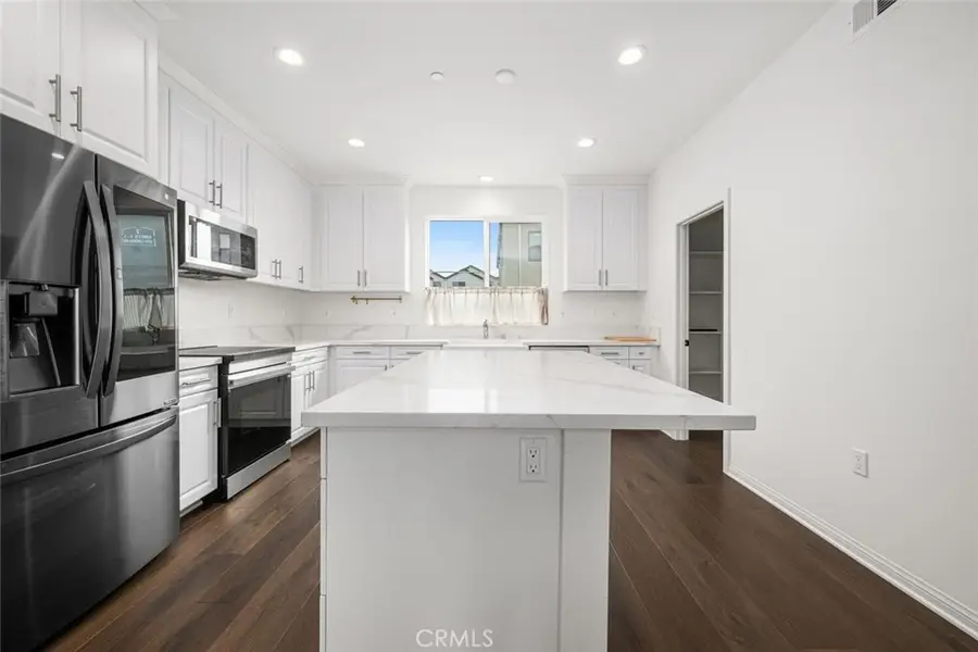 5860 Linden #8, Long Beach, CA 90805 - #2