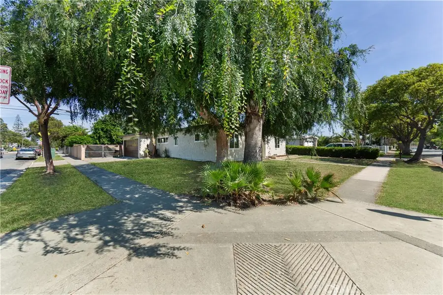 1431 Raymar, Santa Ana, CA 92703 - #3