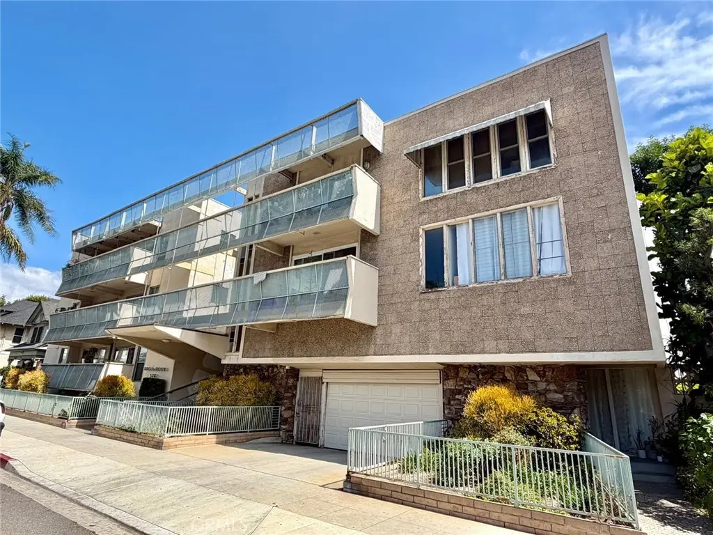 528 Cedar Boulevard #1F, Long Beach, CA 90802 - #1