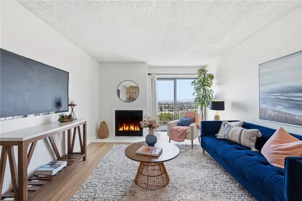 2599 Walnut #225, Signal Hill, CA 90755