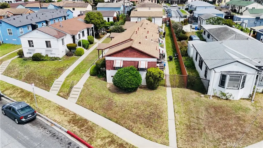 10846 S Manhattan, Los Angeles, CA 90047 - #3