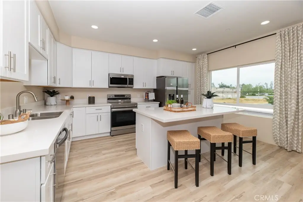 14401 Maraschino Ave., Fontana, CA 92335 - #1