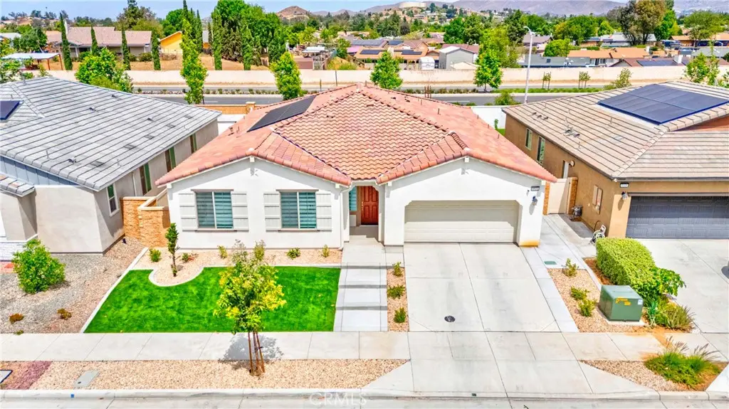 9521 Venetian, Jurupa Valley, CA 92509 - #1