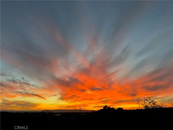 Address Withheld By Seller, Costa Mesa, CA 92627