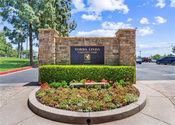 5822 Sunmist, Yorba Linda, CA 92886