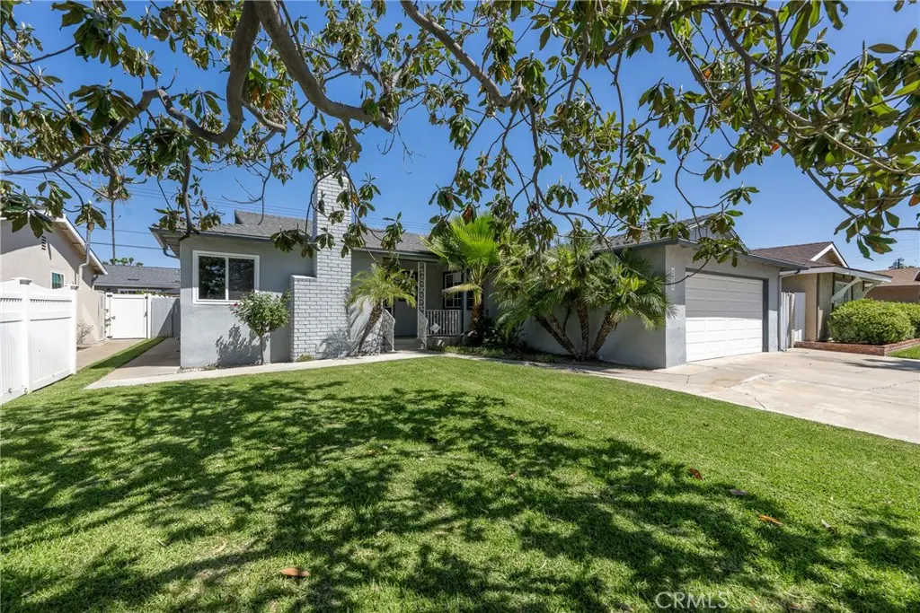 2803 East Jackson Avenue, Orange, CA 92867 - #1