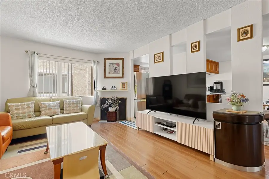 12536 Burbank Boulevard #3, Valley Village, CA 91607 - #2