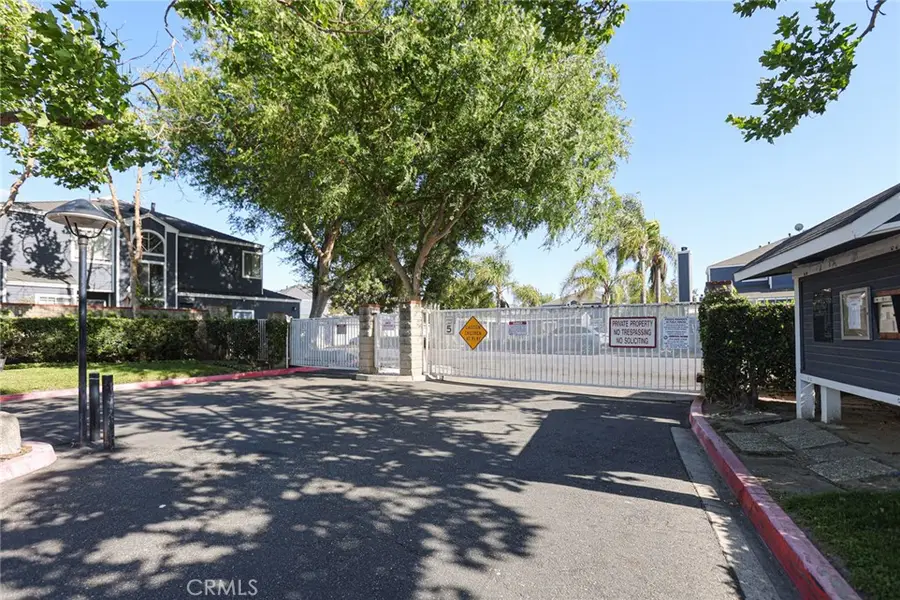 4822 Keywood Ln, Santa Ana, CA 92703 - #2