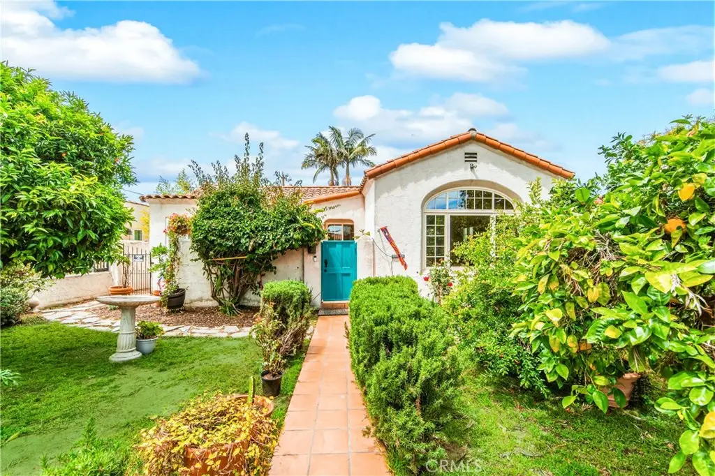 2835 Chestnut Avenue, Long Beach, CA 90806 - #1