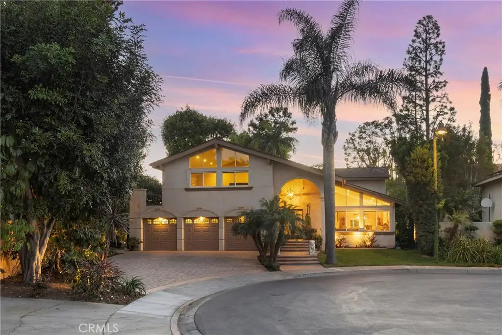 701 Pepper Tree, Long Beach, CA 90815 - #1