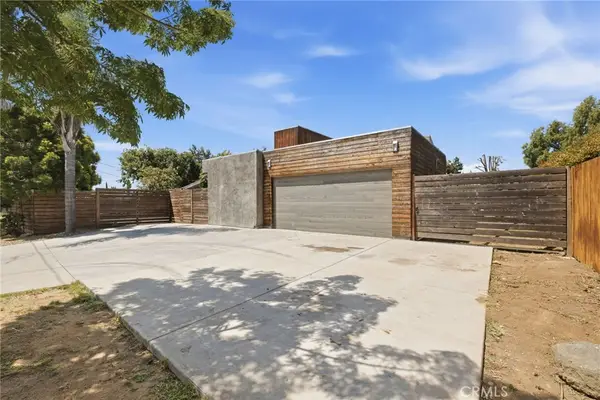 196 Santa Clara Drive, Vista, CA 92083