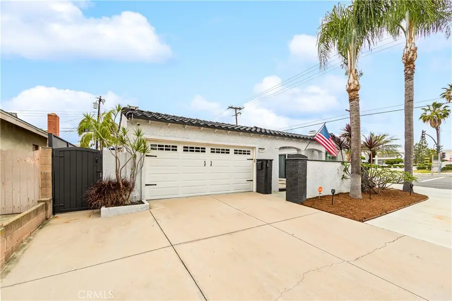 15001 Victoria, Huntington Beach, CA 92647 - #2