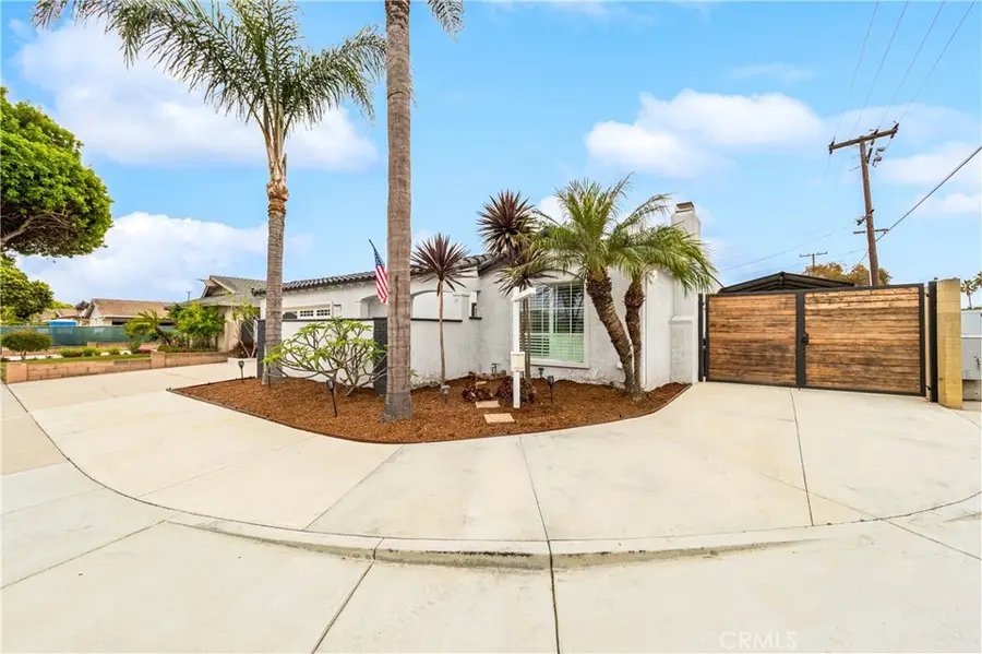 15001 Victoria, Huntington Beach, CA 92647 - #3