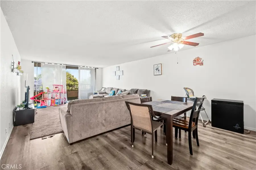 4505 California #402, Long Beach, CA 90807 - #2