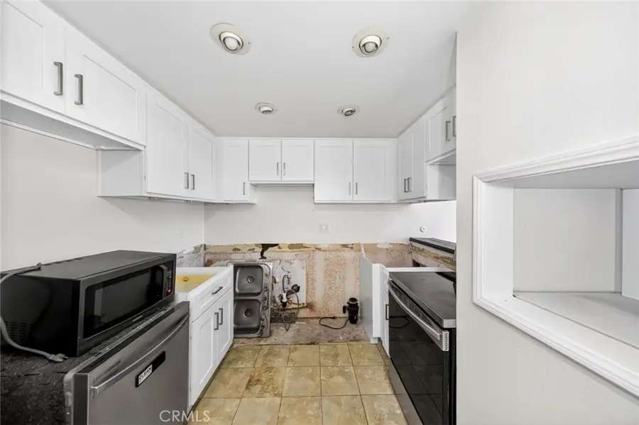 3054 Associated #26, Fullerton, CA 92835 - #3