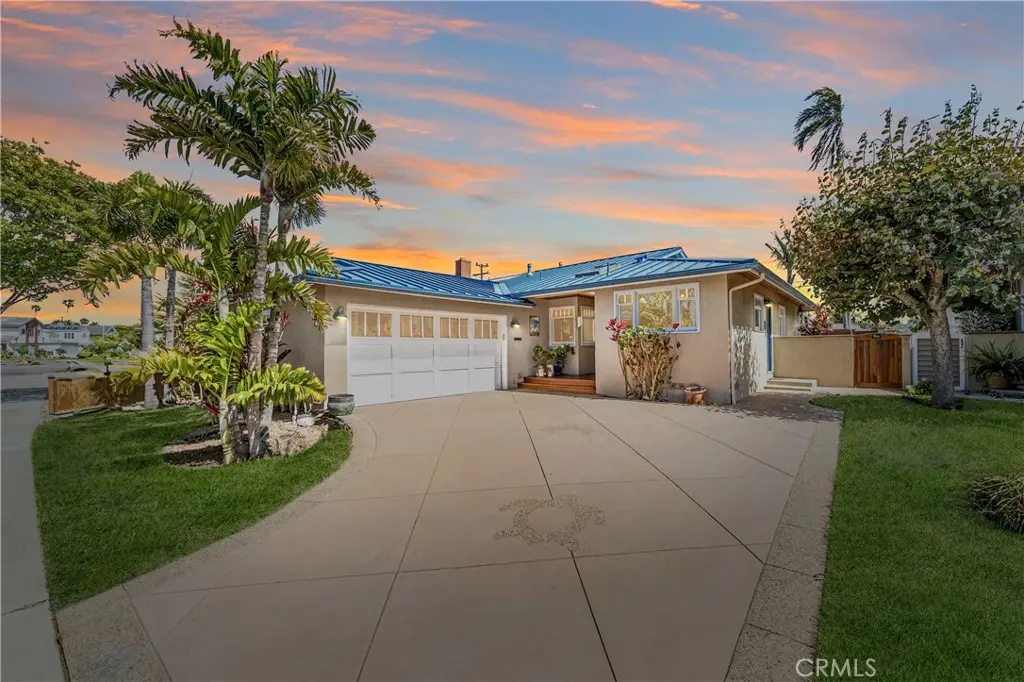 800 Driftwood Avenue, Seal Beach, CA 90740 - #1