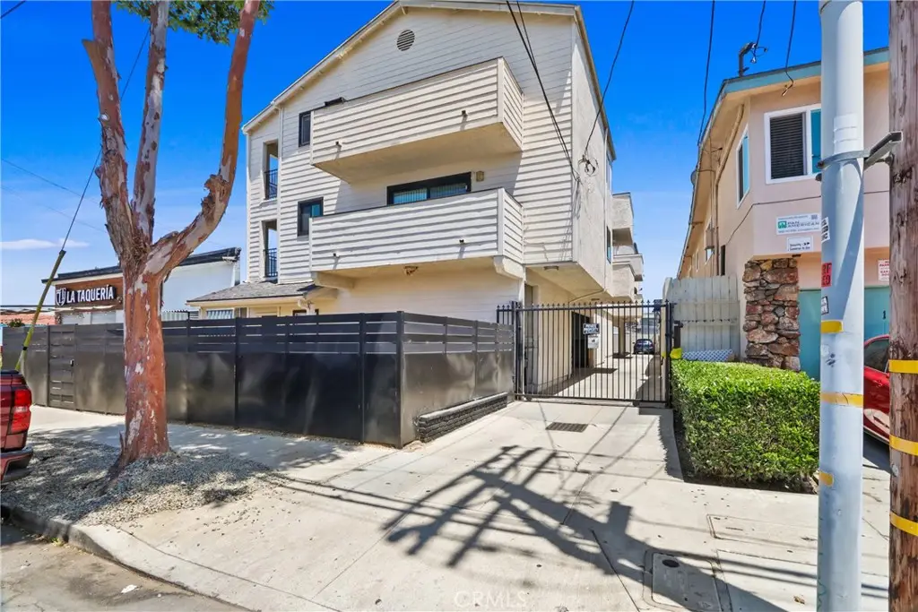 646 Nebraska Avenue #6, Long Beach, CA 90802 - #1