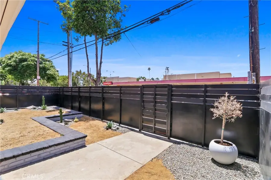 646 Nebraska Avenue #6, Long Beach, CA 90802 - #3