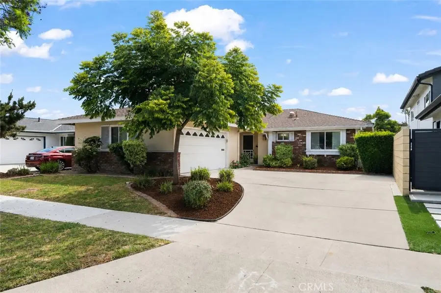 3501 Claremore Avenue, Long Beach, CA 90808 - #2