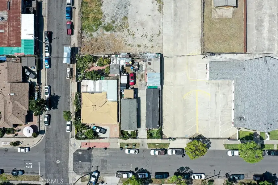 1831 W 3rd, Santa Ana, CA 92703 - #3