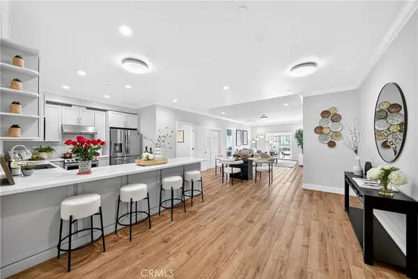 944 S Serrano Avenue #306, Los Angeles, CA 90006